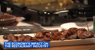 National Restaurant Association Show 2025: Chicago restaurants feeling impact of struggling US economy