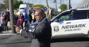 Newark Mayor Ras Baraka taken into custody by Homeland Security at NJ ICE facility