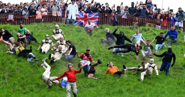 PHOTOS: Cooper’s Hill cheese-rolling race returns in 2025
