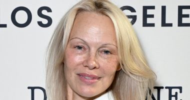 Pamela Anderson RETURNS to signature 90s glam makeup