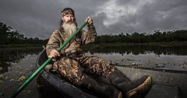 Phil Robertson dead at 79: Duck Dynasty star passes away