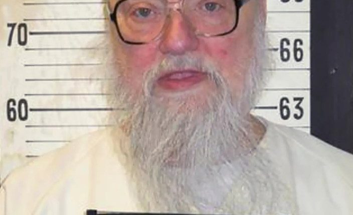Booking photo of Oscar Smith.