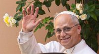 Pope vows every effort to work for peace in regions where Christians persecuted, forced to flee