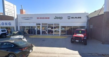 Closed Dodge and Jeep dealership.