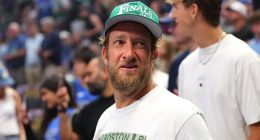 Portnoy vows to 'come for throats' for antisemitic act at Barstool bar