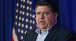 Pritzker and Ocasio-Cortez: A billionaire and a former bartender emerge as Trump resistance leaders