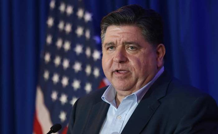 Pritzker and Ocasio-Cortez: A billionaire and a former bartender emerge as Trump resistance leaders