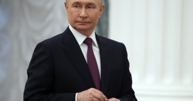 Vladimir Putin at an awards ceremony.