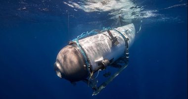 The Titan submersible descending underwater.