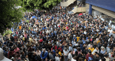 Riot squad called to control chaos outside selective school test
