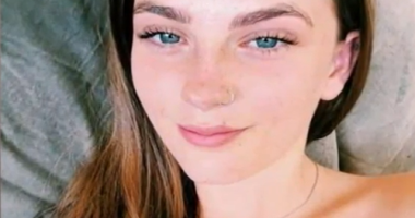 Search resumes for missing teenager in Queensland bush
