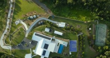 Secluded Gold Coast estate popular with celebrities hits the market