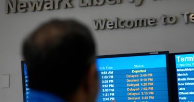 Software update keeps Newark radar online but delays continue