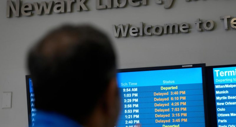 Software update keeps Newark radar online but delays continue