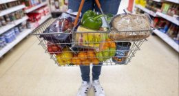 Starmer closes in on EU food trade deal in run-up to key summit