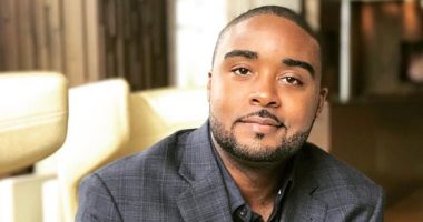Surgeon claims to have turned his mom into his sister using surgery