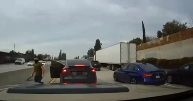 Tesla road-rage driver allegedly assaults teen, mom in Hawaii months after prison release