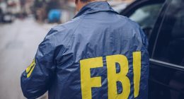 Texas woman hit with federal charges after threatening FBI agents with machete