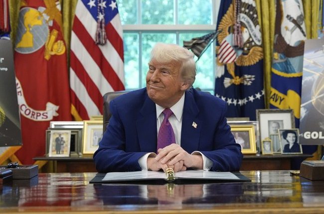 Trump Slams Apple for Building iPhones Overseas at Signing Event, Makes Hilarious Remark When Phone Rings