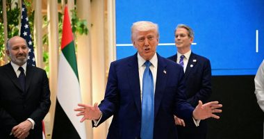 Trump drops a final Middle East deal, heads home to see new grandbaby