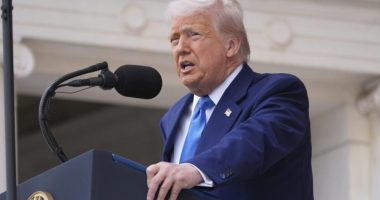 Trump planning to sever remaining federal contracts with Harvard