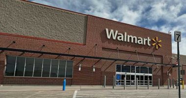 Trump warns Walmart: Don't raise prices due to my tariffs but do eat the costs from those taxes