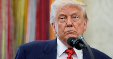 Trump wraps two-hour phone call with Putin without ceasefire