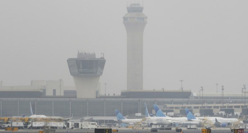 United Airlines cuts 35 daily flights at Newark airport, citing shortage of air traffic controllers