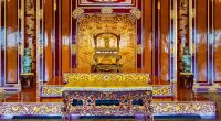 'Intoxicated' man breaks historic dynasty's throne in Vietnam