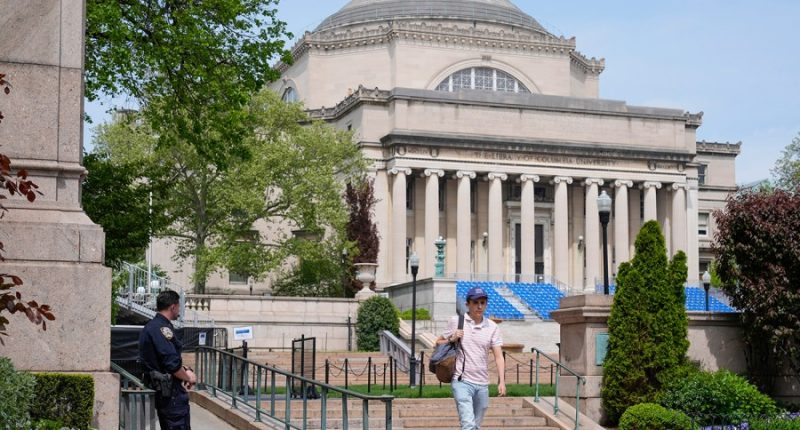 Columbia struggles to make headway with Trump admin despite praise over protest
