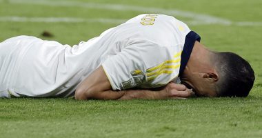 Cristiano Ronaldo fluffs his lines with woeful penalty for Al-Nassr as he endures a frustrating night in front of goal... before finally scoring from the spot in stoppage time