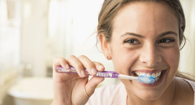 Dentist reveals biggest mistake most people make when brushing their teeth