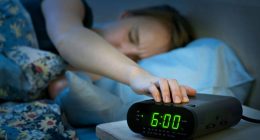 Doctor issues advice to anyone trying to wake up earlier in day