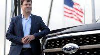 Ford extends discount program by a month