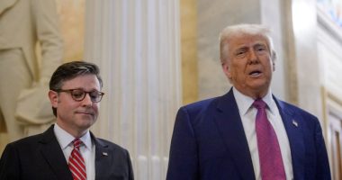 House committee meets overnight as Trump pushes to pass tax-cut bill