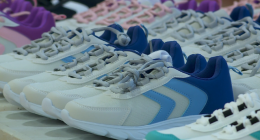 Hundreds of metro elementary school students fitted for free shoes