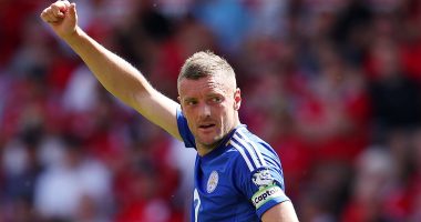 Jamie Vardy handed EARLY EXIT from Leicester City as club make bizarre announcement about his 'last game'