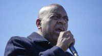 Judge scolds DOJ in dismissing ICE facility trespassing charge against Newark mayor