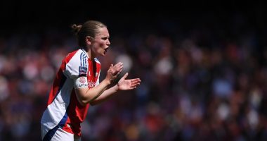Kim Little Eyes Champions League Glory With Arsenal