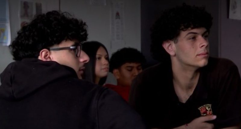 Las Vegas teacher uses rap to engage students in class and on TikTok