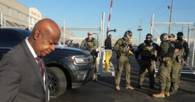 Newark Mayor: I Wasn't at ICE Facility to Get Arrested, But It's Moment Where People Choose to Put Selves in Danger