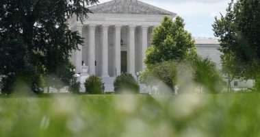 Oklahoma lawmaker asks Supreme Court to overturn gay marriage ruling