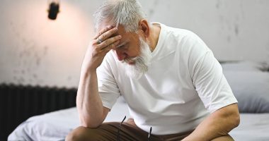 Oncologist urges men 'not to ignore' common cancer symptom that wakes you up in the night
