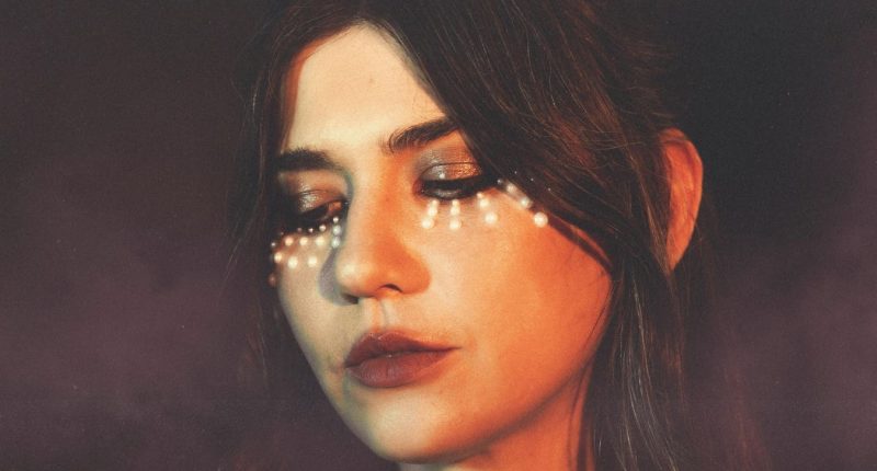 Pearl Charles Channels Her Love For The ‘70s On New LP ‘Desert Queen’