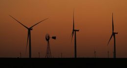 Record-early heat wave hits Texas as lawmakers target renewables