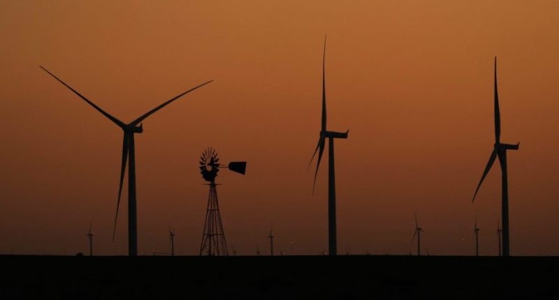 Record-early heat wave hits Texas as lawmakers target renewables