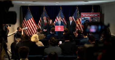 Republicans stuck in the mud on Trump tax bill