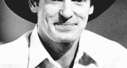 Rodeo Hall of Famer Roy 'Super Looper' Cooper dies in house fire at 69
