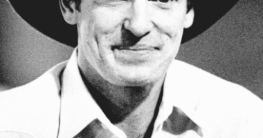 Rodeo Hall of Famer Roy 'Super Looper' Cooper dies in house fire at 69