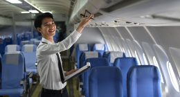 Stop bloating on planes with 4 items recommended by flight attendant
